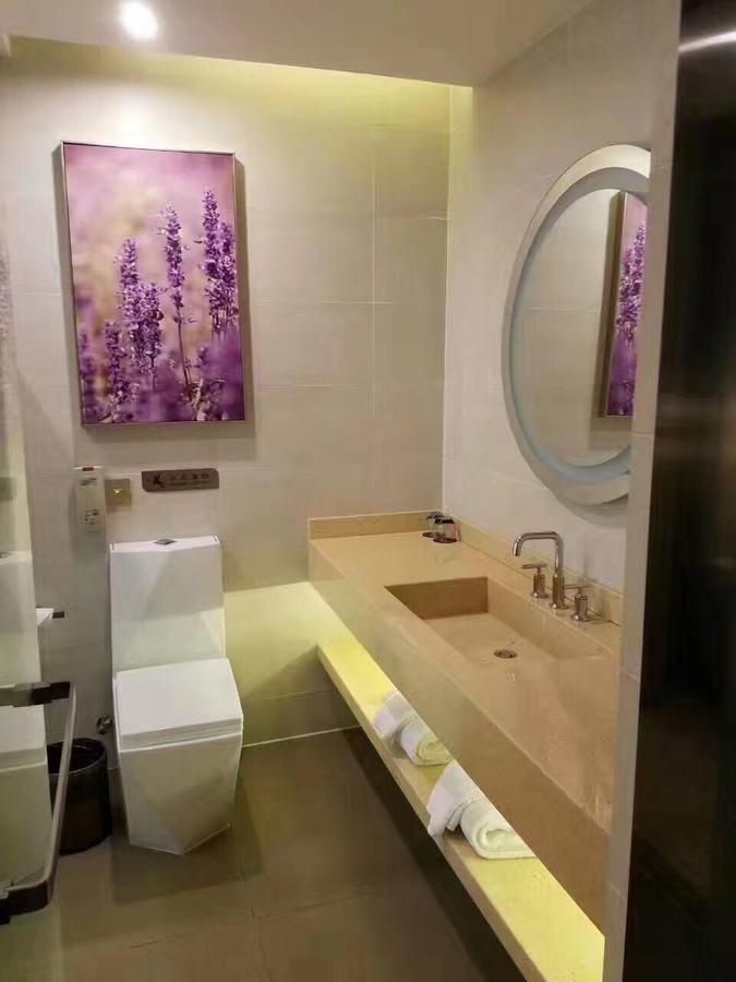 Lavande Hotel Shanghai Hongqiao Airport Wuzhong Road Exterior photo